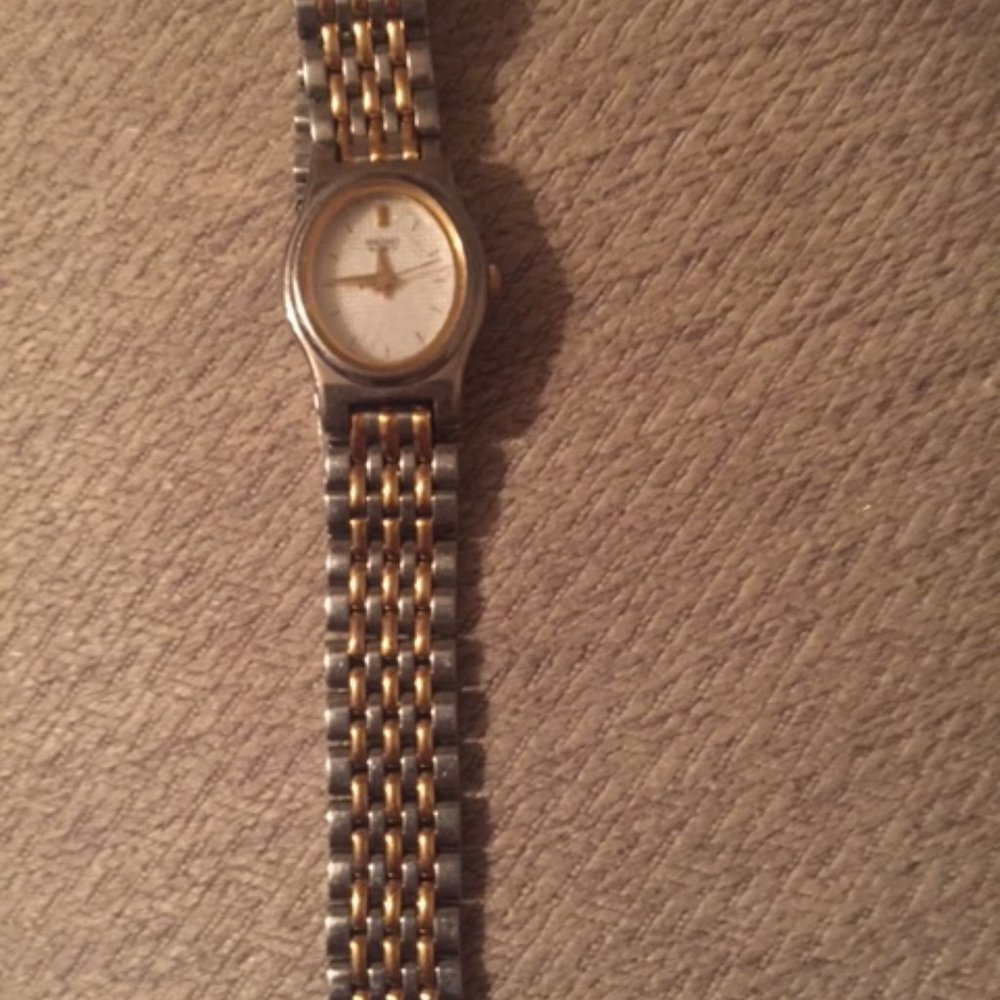 Vintage Ladies Seiko Watch V401-5228